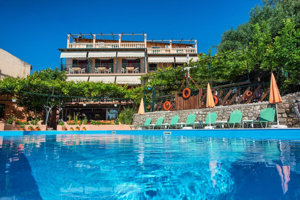 Argo Pool & Bar Aparthotel Benitses (Corfu)